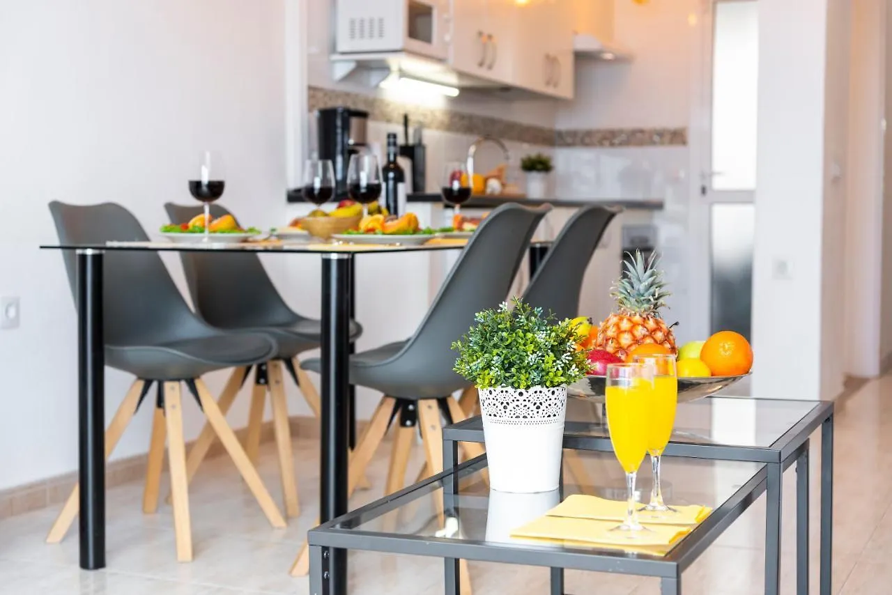 1314 Fabulous 2 Bedroom Accommodation Roof Terrace カジャオ・サルバヘ