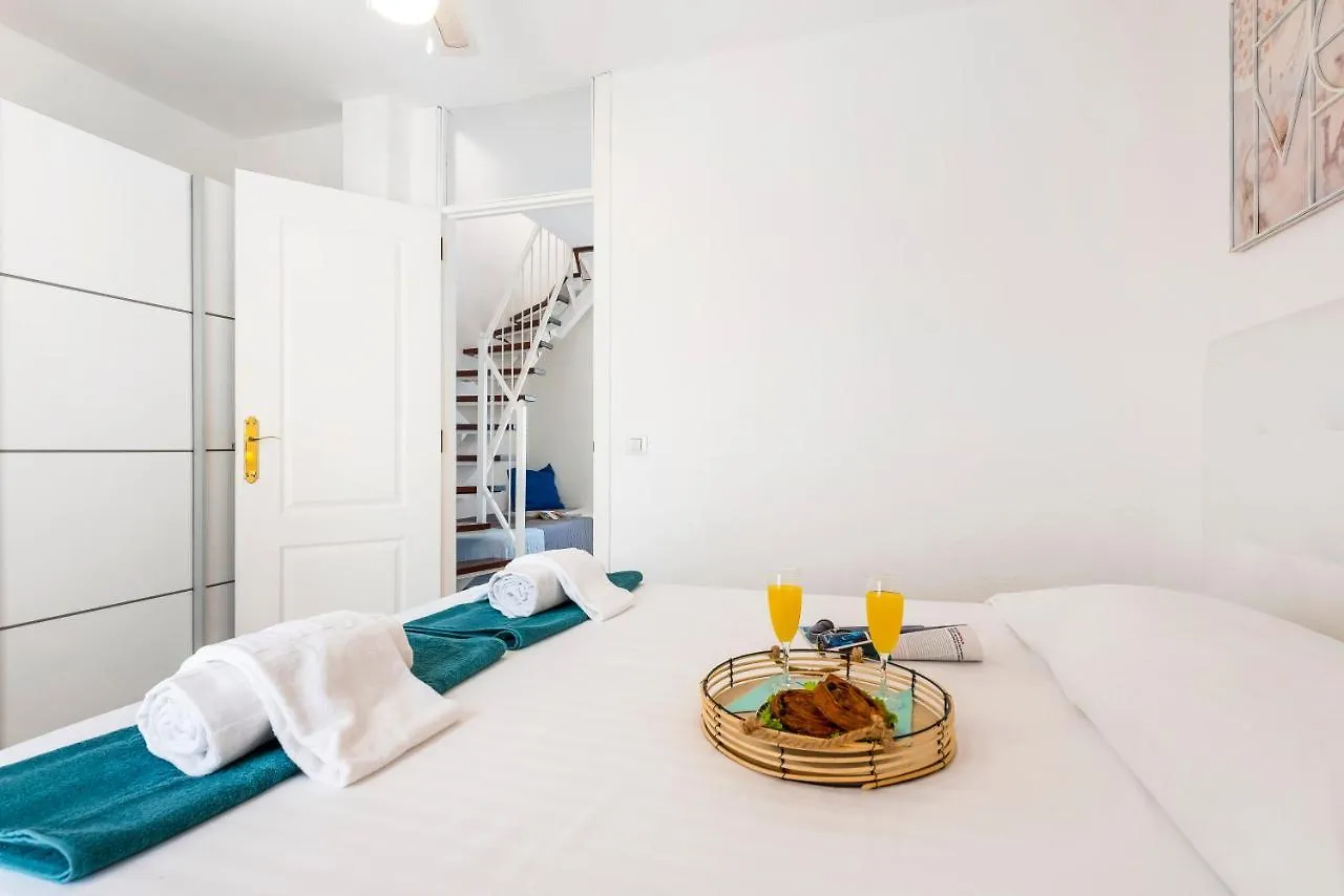 アパート 1314 Fabulous 2 Bedroom Accommodation Roof Terrace カジャオ・サルバヘ