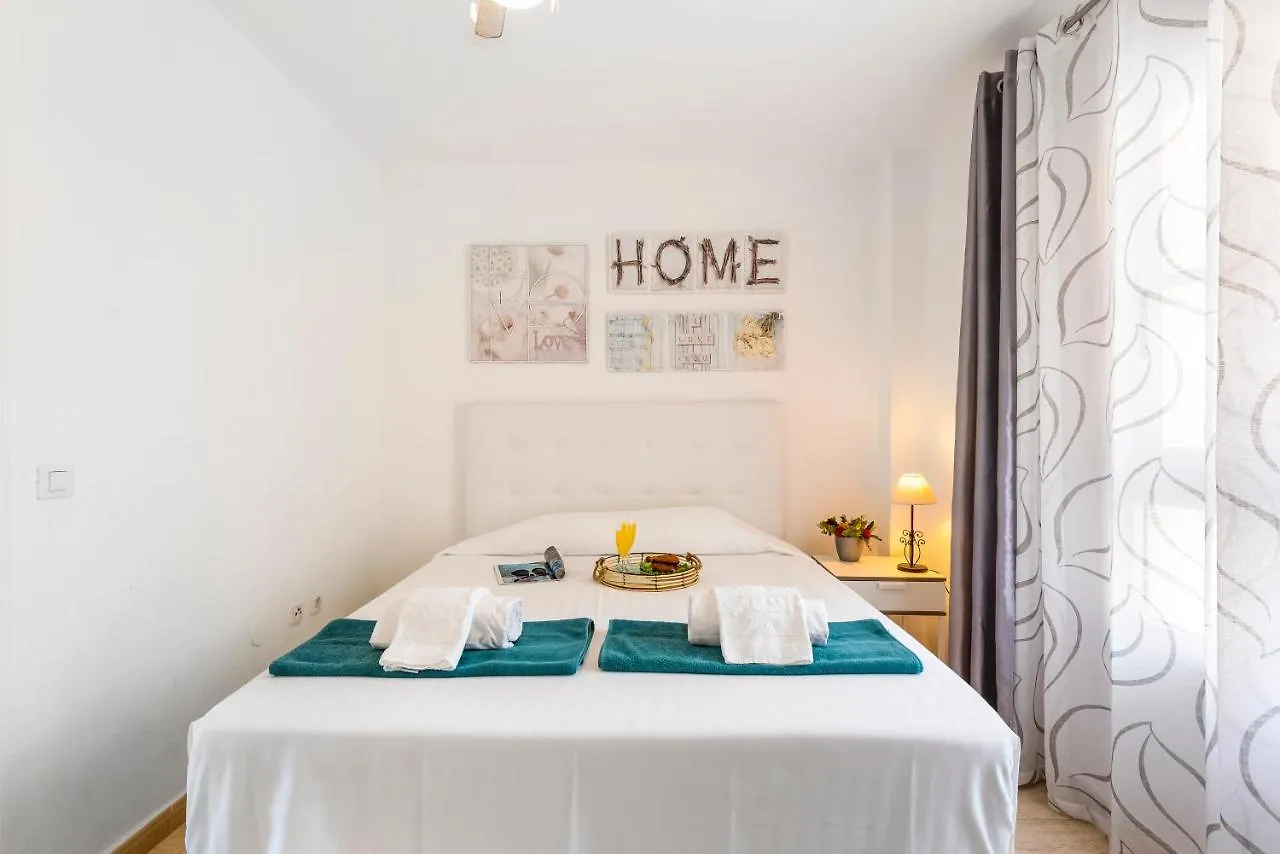 アパート 1314 Fabulous 2 Bedroom Accommodation Roof Terrace カジャオ・サルバヘ