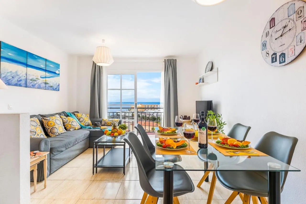 1314 Fabulous 2 Bedroom Accommodation Roof Terrace カジャオ・サルバヘ 0*,  スペイン