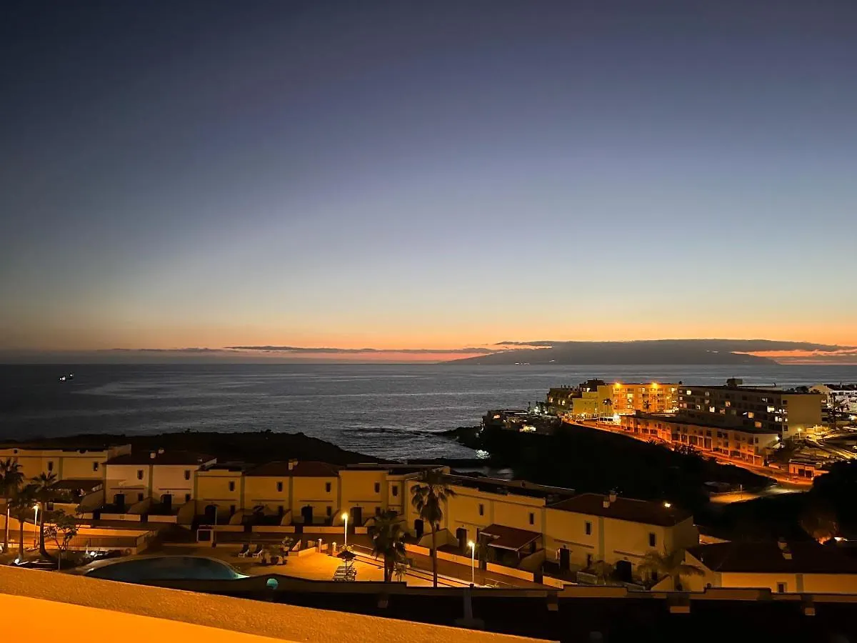 1314 Fabulous 2 Bedroom Accommodation Roof Terrace Callao Salvaje Spanien